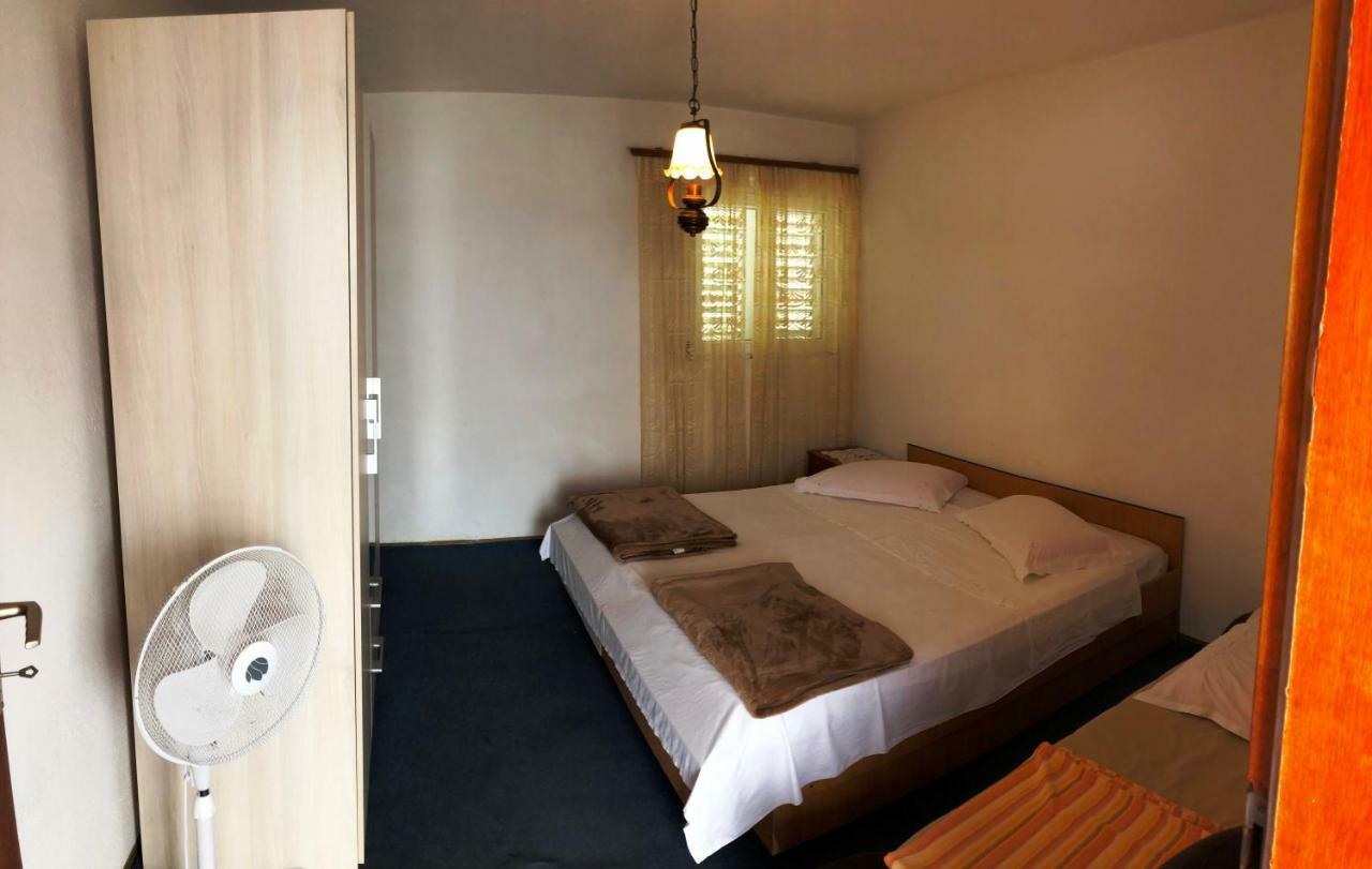 Apartmani Zorka Podstrana Exterior foto